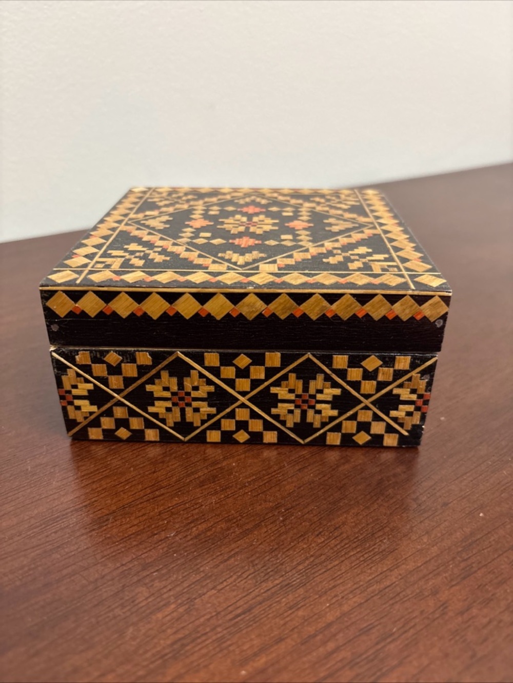 Vintage USSR Folk Art Wood Trinket Storage Jewelry Box Hand Made 5" Read